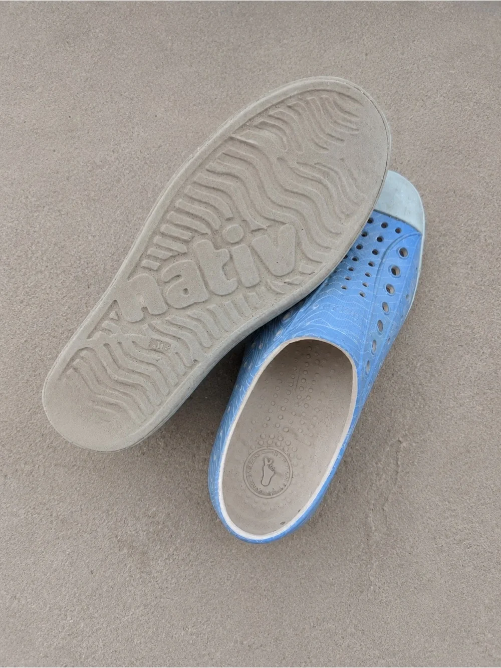 Native Jefferson Bloom Print Slip-On Size J1 Waterproof Kids Sandals Water Shoes